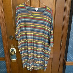 EUC Short sleeved striped shirt. Size 2X